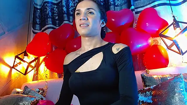 Cristal Gem1 online show from February 2026 02:01:01 AM