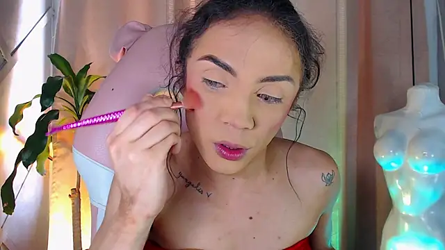 Cristal Gem1 online show from May 2026 12:08:01 PM