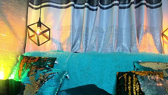 Cristal Gem1 online show from January 2026 11:57:01 AM