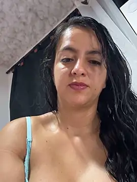 salo-rousee online show from April 2026 11:02:01 AM