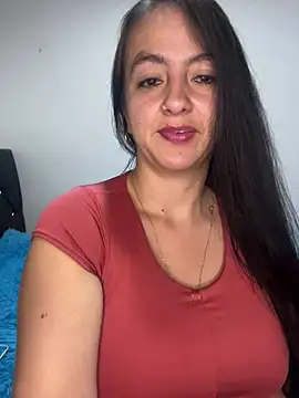 Snapshot of salo-rousee chatting on July 2026 06:33:02 AM salo-rousee online show from July 2026 06:33:02 AM