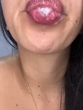 salo-rousee online show from May 2026 11:35:01 AM