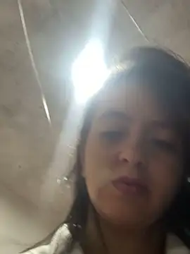 salo-rousee online show from November 2025 05:01:02 AM