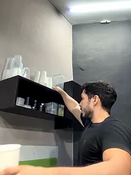 Snapshot of Darg98 chatting on September 2025 04:01:01 AM Darg98 online show from September 2025 04:01:01 AM