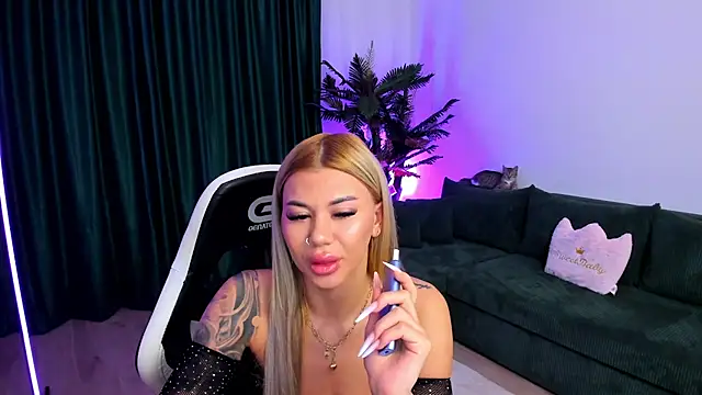 xPuka online show from February 2026 07:01:01 PM