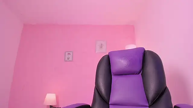 LiaaMoretzz online show from November 2025 12:58:02 AM