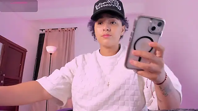 LiaaMoretzz online show from January 2026 04:05:01 AM