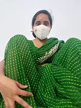 Miss Riya20 online show from November 2025 05:06:01 PM