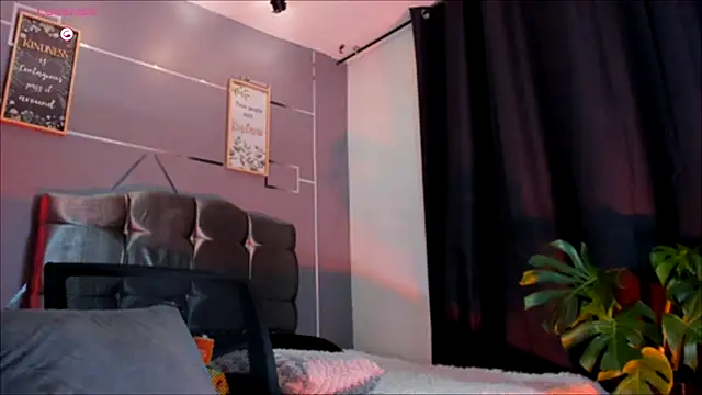 oliver mr  online show from October 2025 09:40:01 AM