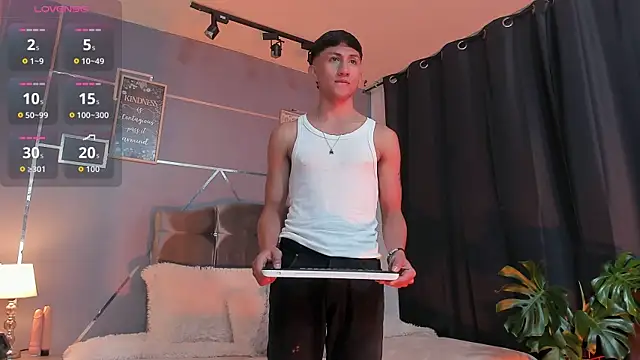 oliver mr  online show from December 2025 01:05:02 PM