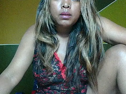 Snapshot of SEXY_METISE chatting on September 2025 11:04:02 AM SEXY METISE online show from September 2025 11:04:02 AM