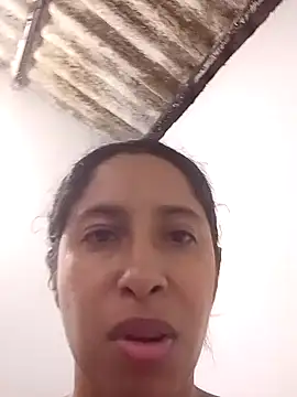 Snapshot of anitotori chatting on November 2025 04:22:01 PM anitotori online show from November 2025 04:22:01 PM