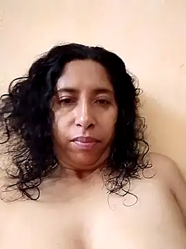 Snapshot of anitotori chatting on June 2026 03:28:01 PM anitotori online show from June 2026 03:28:01 PM
