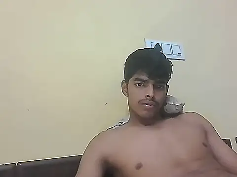 Snapshot of monster_33 chatting on May 2026 09:56:02 AM monster 33 online show from May 2026 09:56:02 AM