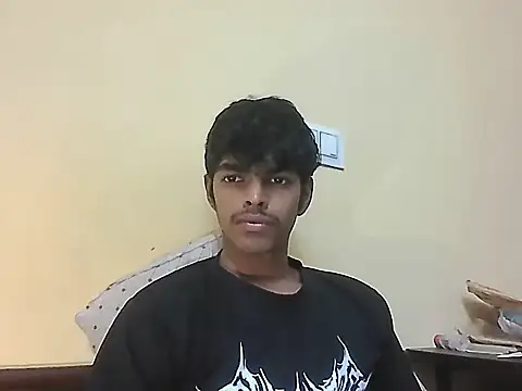Snapshot of monster_33 chatting on April 2026 07:48:02 AM monster 33 online show from April 2026 07:48:02 AM