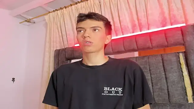 dylan 202520  online show from October 2025 11:33:02 AM