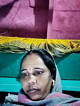 Pooja750 online show from November 2025 01:10:02 AM