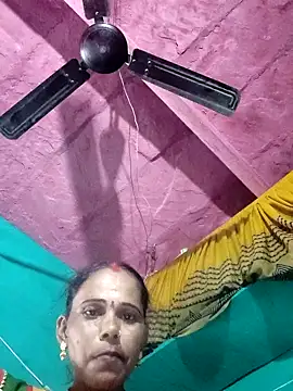 Pooja750 online show from October 2025 09:41:02 AM