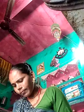 Pooja750 online show from November 2025 04:39:02 AM