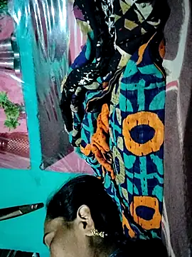 Pooja750 online show from November 2025 07:58:01 PM