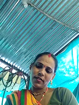 Pooja750 online show from October 2025 07:10:02 AM