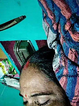 Pooja750 online show from November 2025 04:43:02 PM