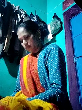 Pooja750 online show from December 2025 02:22:02 PM