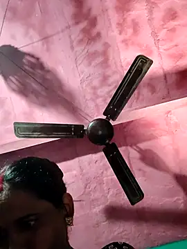 Pooja750 online show from February 2026 05:49:02 AM