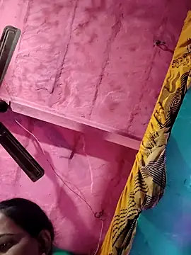 Pooja750 online show from November 2025 06:34:01 PM