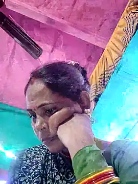 Pooja750 online show from October 2025 07:58:02 PM