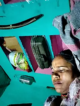 Pooja750 online show from May 2026 07:28:02 PM