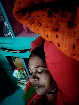 Pooja750 online show from December 2025 06:03:01 AM