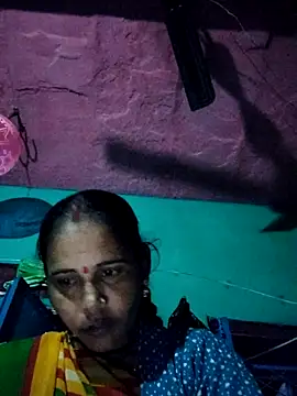 Pooja750 online show from November 2025 12:27:01 PM