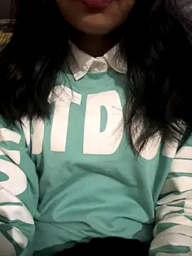 Snapshot of seemujaan chatting on November 2025 02:01:01 AM seemujaan online show from November 2025 02:01:01 AM