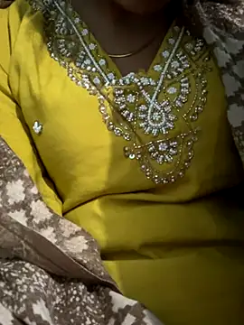 Snapshot of seemujaan chatting on November 2025 03:57:02 PM seemujaan online show from November 2025 03:57:02 PM