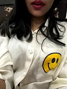 Snapshot of seemujaan chatting on October 2025 03:51:02 AM seemujaan online show from October 2025 03:51:02 AM