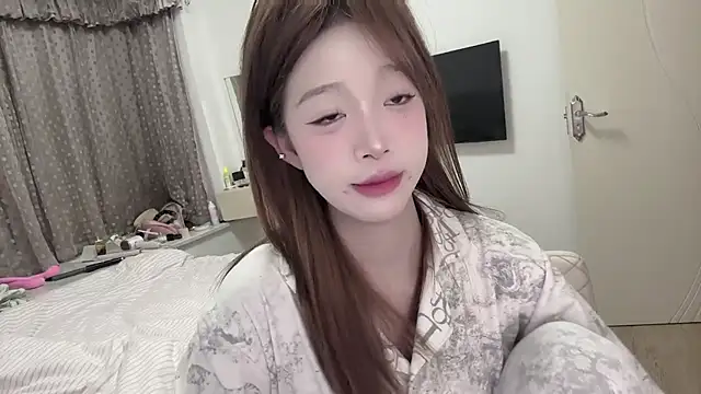 Snapshot of gentle-69 chatting on October 2025 11:00:01 AM gentle-69 online show from October 2025 11:00:01 AM