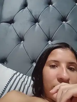 Snapshot of Liagni0 chatting on March 2026 04:06:02 AM Liagni0 online show from March 2026 04:06:02 AM