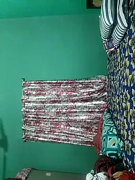 Moonshine07 online show from February 2026 06:33:02 AM