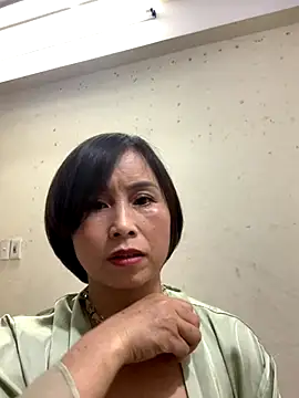 Snapshot of Hello_Linchii chatting on September 2025 03:19:02 PM Hello Linchii online show from September 2025 03:19:02 PM