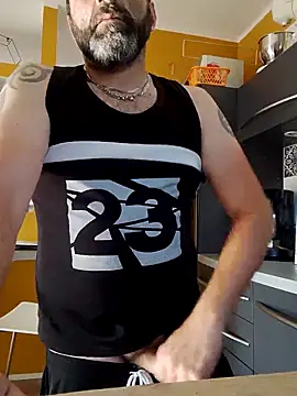 gigilola84 online show from May 2026 06:32:01 AM