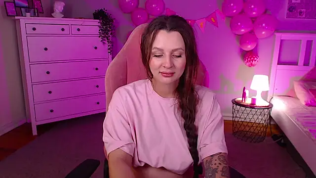 Barbara Brylska online show from September 2025 02:12:01 PM