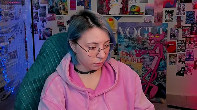 Penny Stanley online show from November 2025 02:00:02 AM