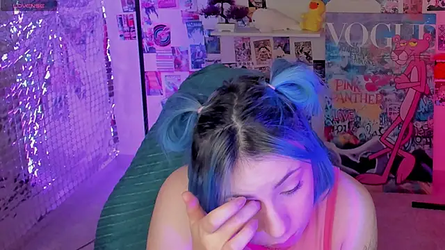 Penny Stanley online show from November 2025 02:15:02 AM