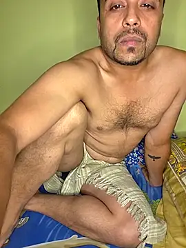 Snapshot of BindaasBong chatting on October 2025 06:18:01 PM BindaasBong online show from October 2025 06:18:01 PM