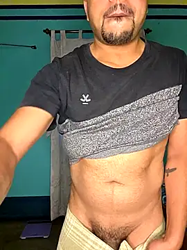 Snapshot of BindaasBong chatting on December 2025 01:17:01 AM BindaasBong online show from December 2025 01:17:01 AM