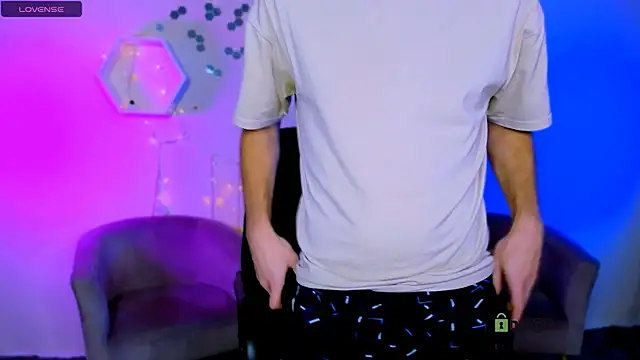 joseph bear  online show from November 2025 08:02:02 PM