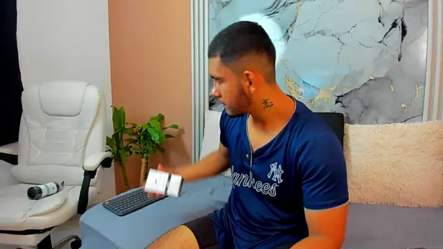 Snapshot of chatting on November 2025 12:31:02 PM online show from November 2025 12:31:02 PM