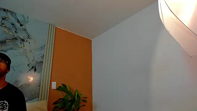 Snapshot of chatting on November 2025 11:27:02 AM online show from November 2025 11:27:02 AM