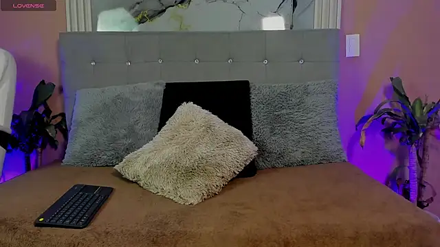  online show from April 2026 12:12:01 PM